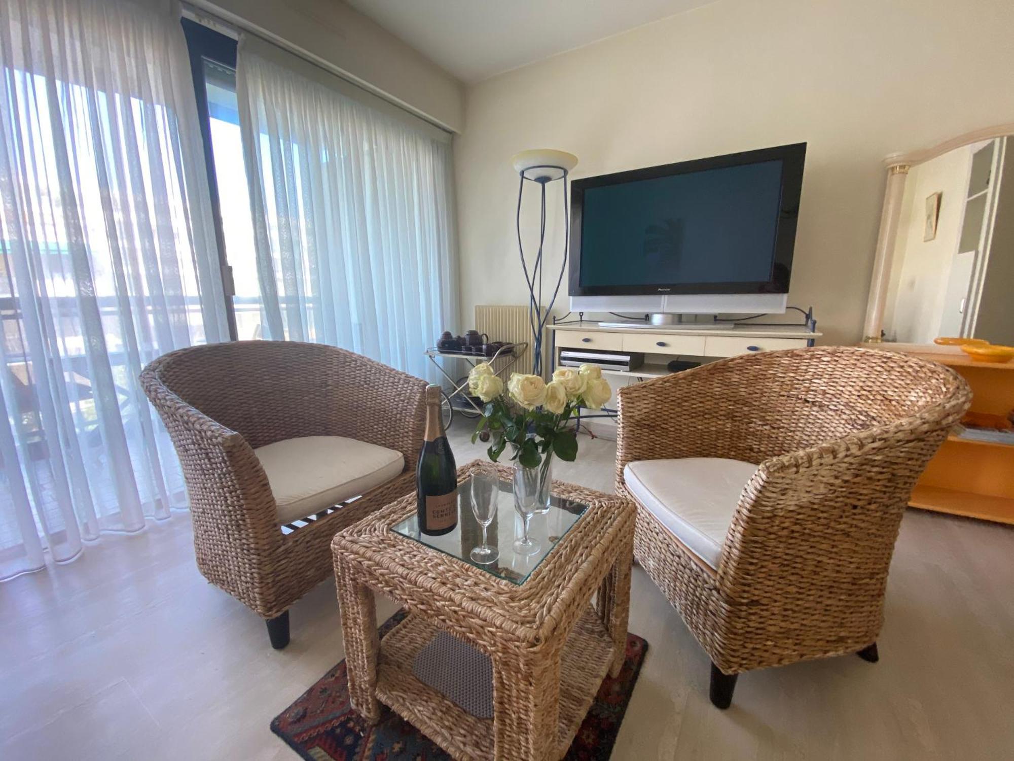 Apartment With Terrace - Les Jardins De La Croisette